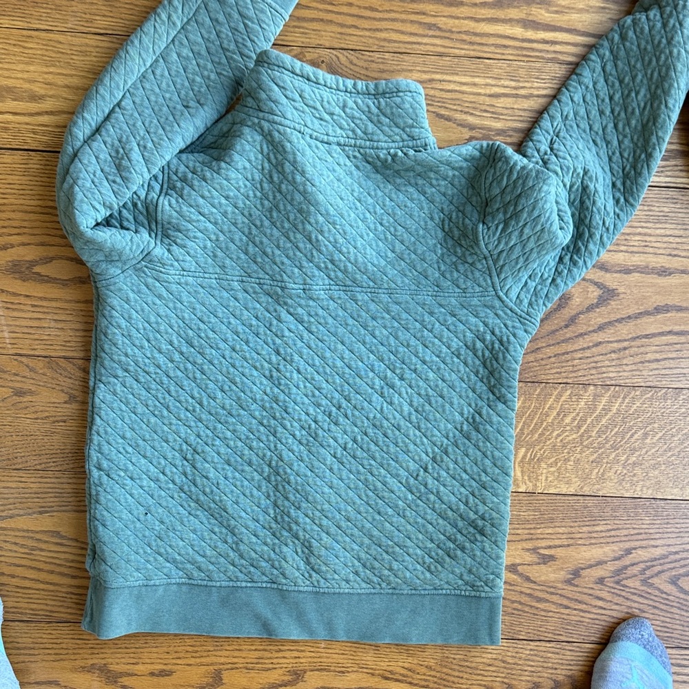 Patagonia Quilted Snap-Front Pullover Sweater in green - Picture 5 of 7